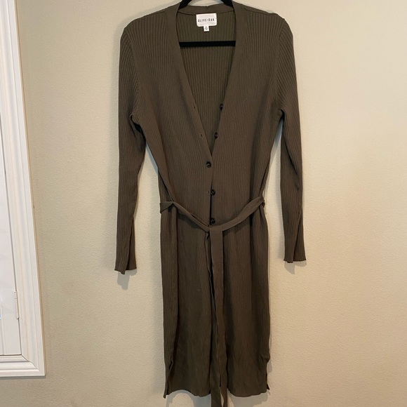 NWT women’s cardigan sweater size XL - Picture 1 of 4